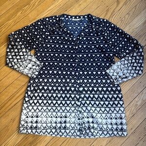 People Blue & White Geometric Print Button-Up Blouse | Size Small